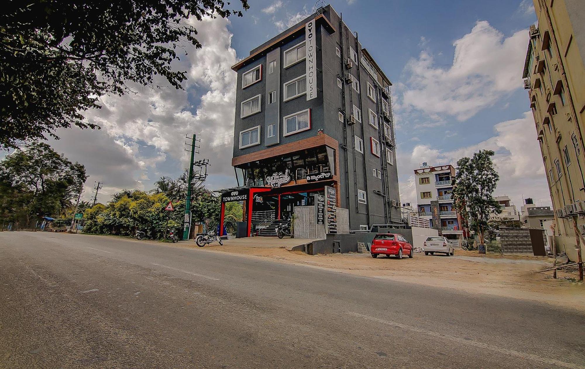 Super Townhouse Global Village Tech Park Near Kengeri Bus Terminal Metro Station Bangalore Exterior foto