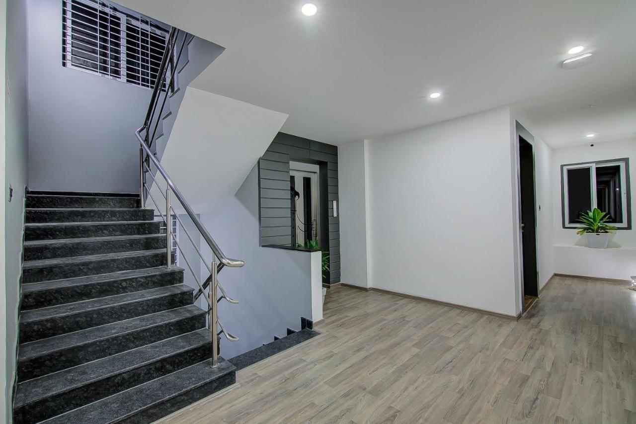 Super Townhouse Global Village Tech Park Near Kengeri Bus Terminal Metro Station Bangalore Exterior foto
